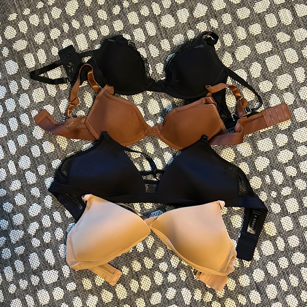 Lot of 4 Pepper bras 36AA